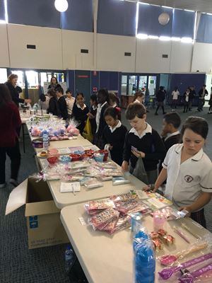 2018 Mother_s Day Assembly 61