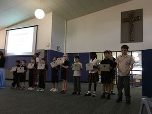 2018 Mothers Day Assembly 21