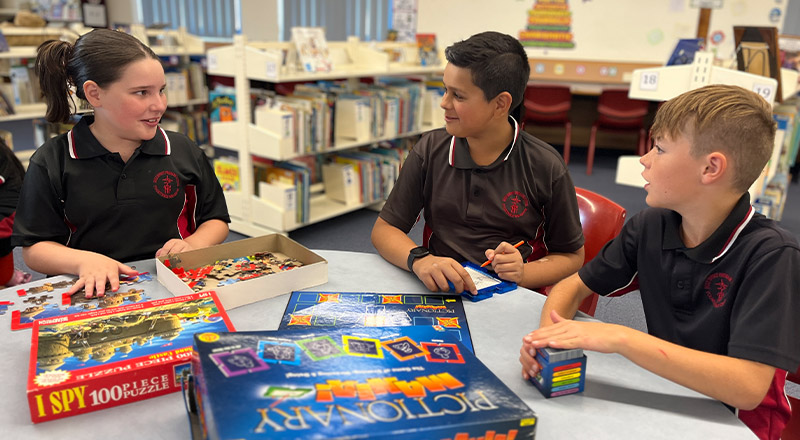 Holy Spirit Catholic Primary St Clair students in library club