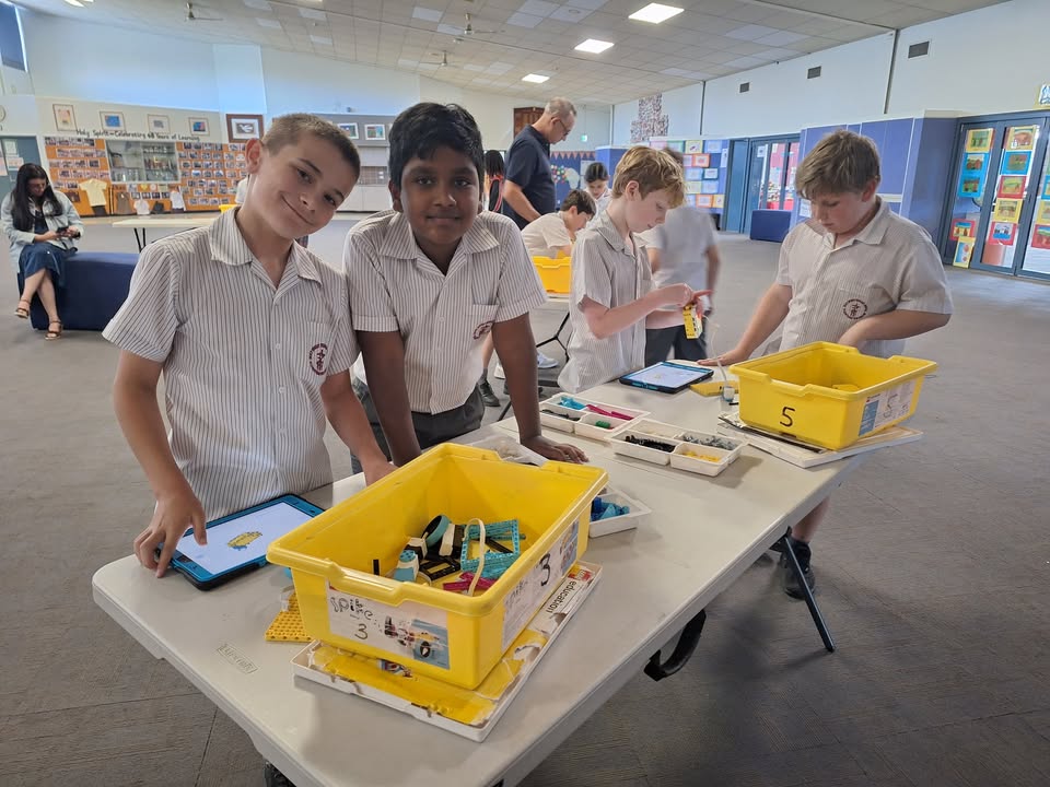 755417086587041_1482570613871681-1